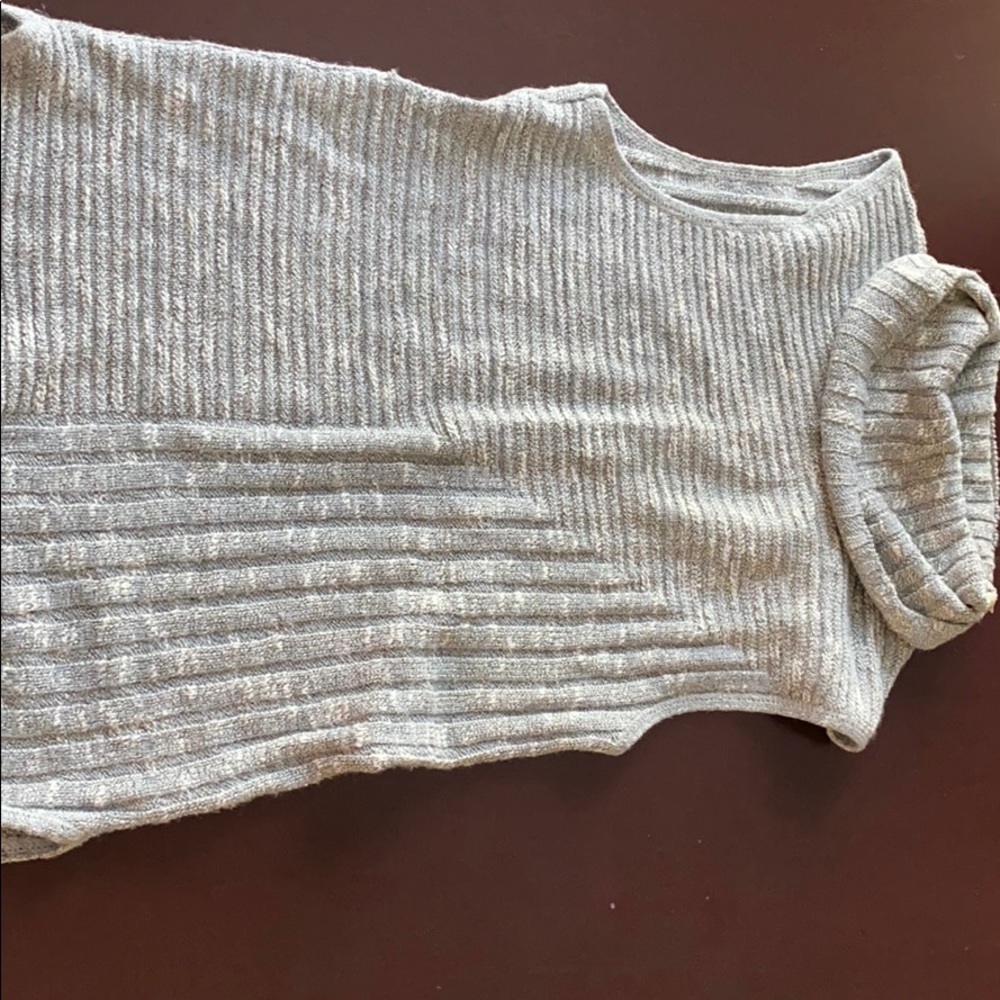Cut off short sleeve sweater
